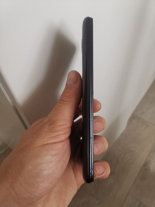 Продам телефон смартфон Techno b1p