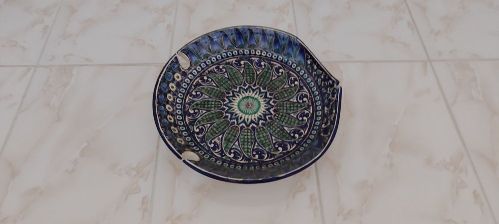 Продам панно шесть  штук