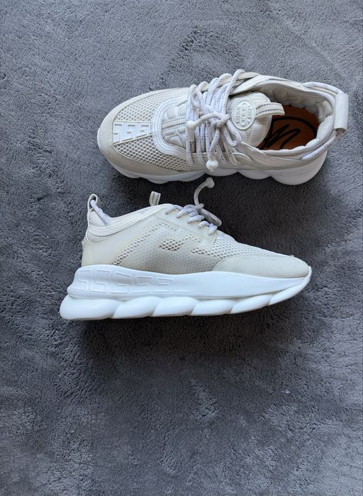 Versace chain reaction