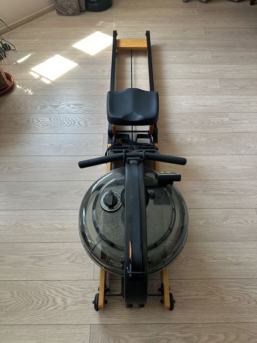 Rower(aparat de vâslit cu apa)