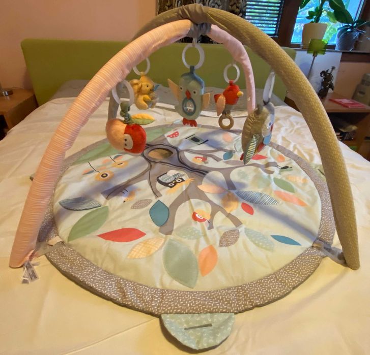 Активна гимнастика SKIP*HOP – Treetop friends (дърво с приятели)