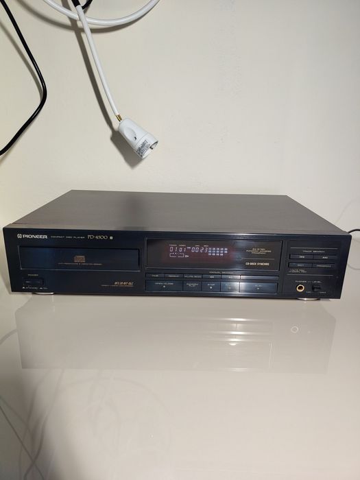 Pioneer CD player