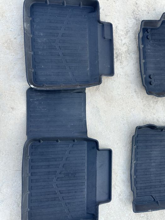 Продам полики камри 50,55