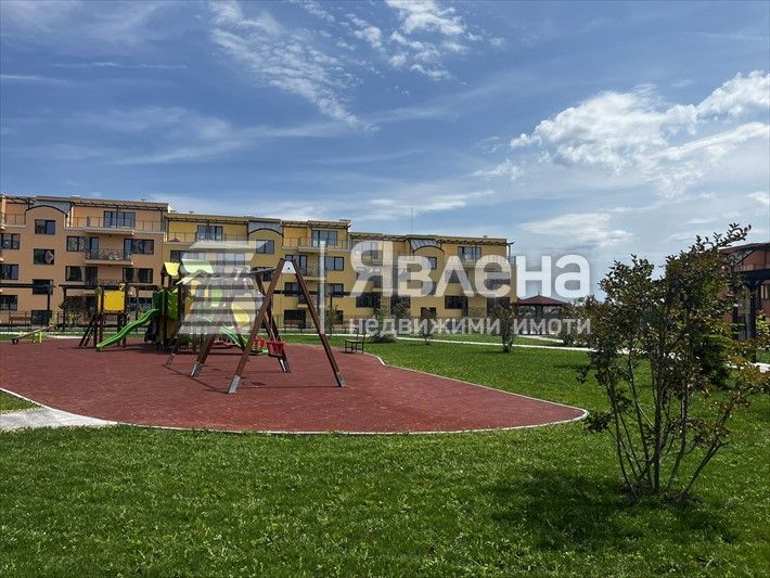 Продава се Двустаен апартамент в Варна, м-т Траката - 127 кв.м за 1111 €/кв.м - Снимка #3