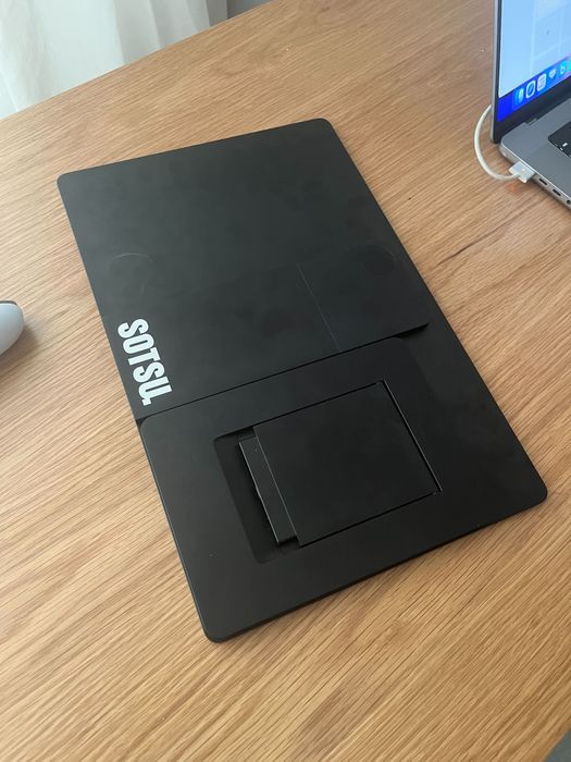 Монитор FlipAction Pro 16 - Отлично Състояние