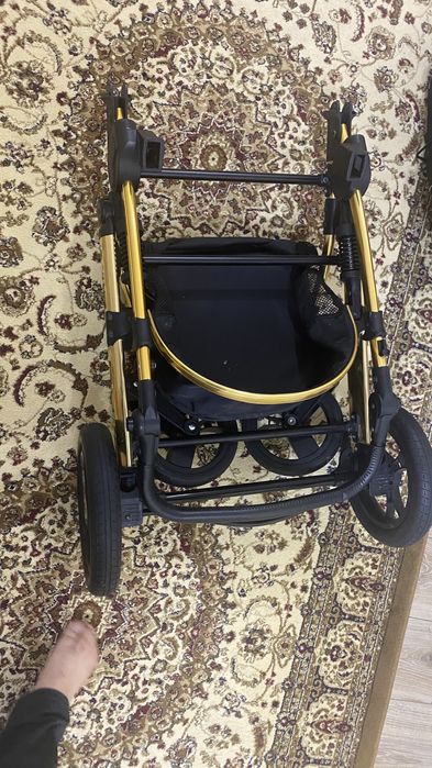 Коляска  . Жана куйінде тек уйдин ішінде қолданылған