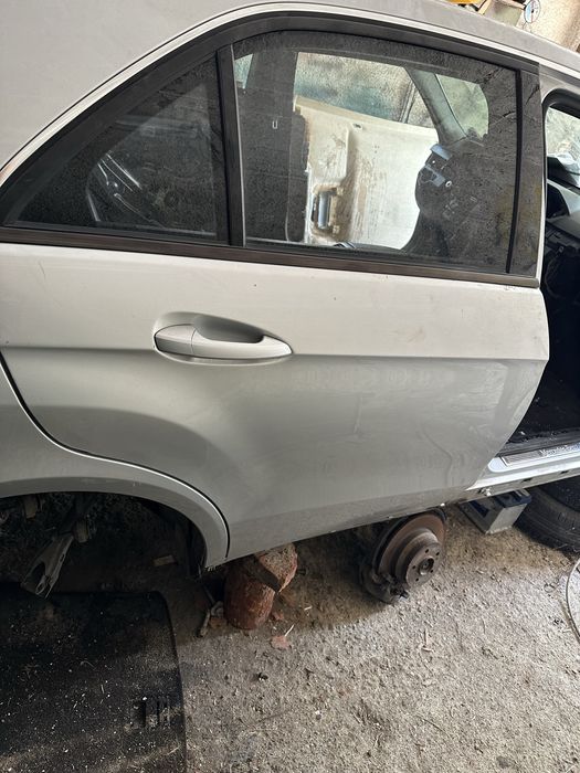 Задна дясна врата mercedes e class w212 седан