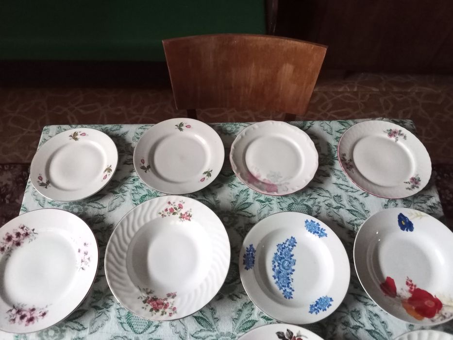 Чинии за допълване на сервизи