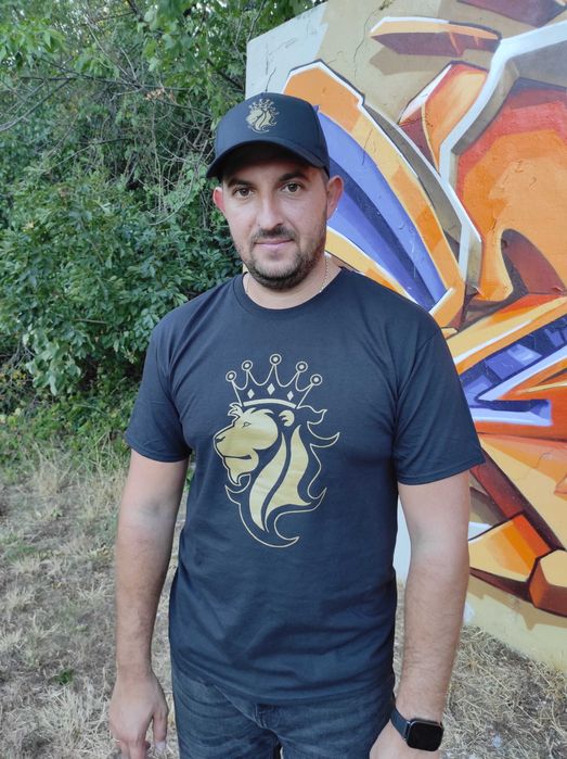 Тениски с уникален дизайн