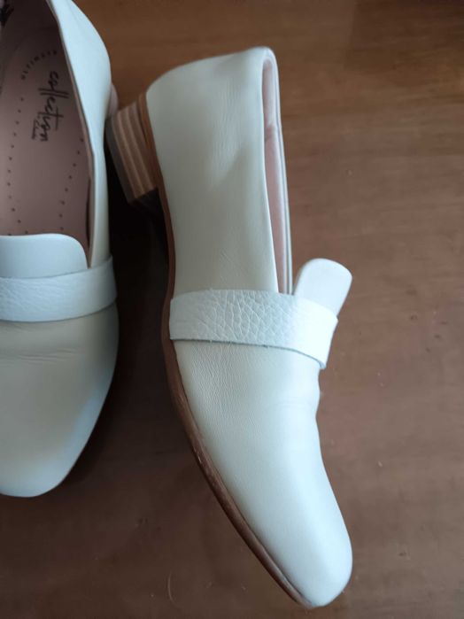 Обувки пролет / есен.Фирма Clark естествена кожа N 38