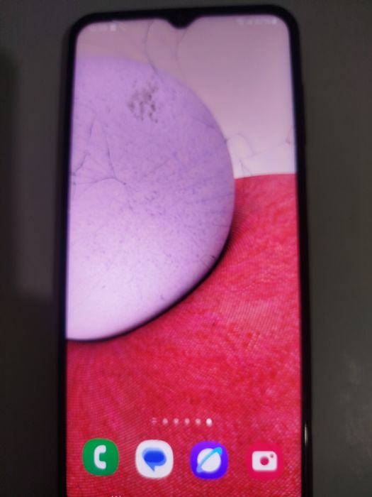 Продаю Самсунг а 13