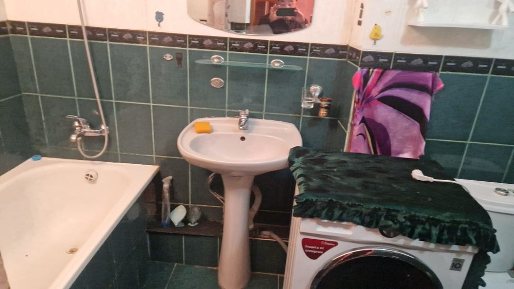 Сдам 3 х комн центр революция