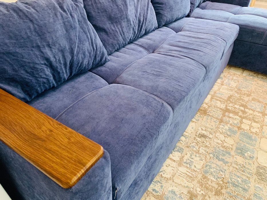 Срочно продам диван