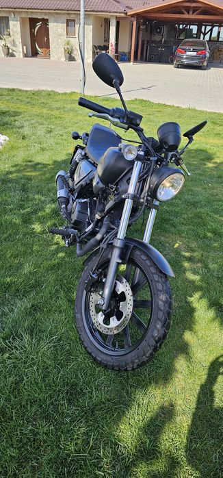Motocicleta KEEWAY K-LIGHT 125