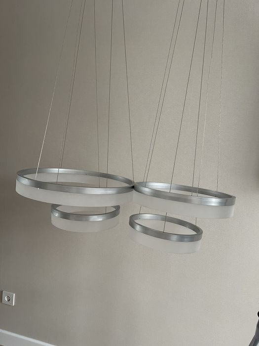 Продаю люстры в отличном состоянии