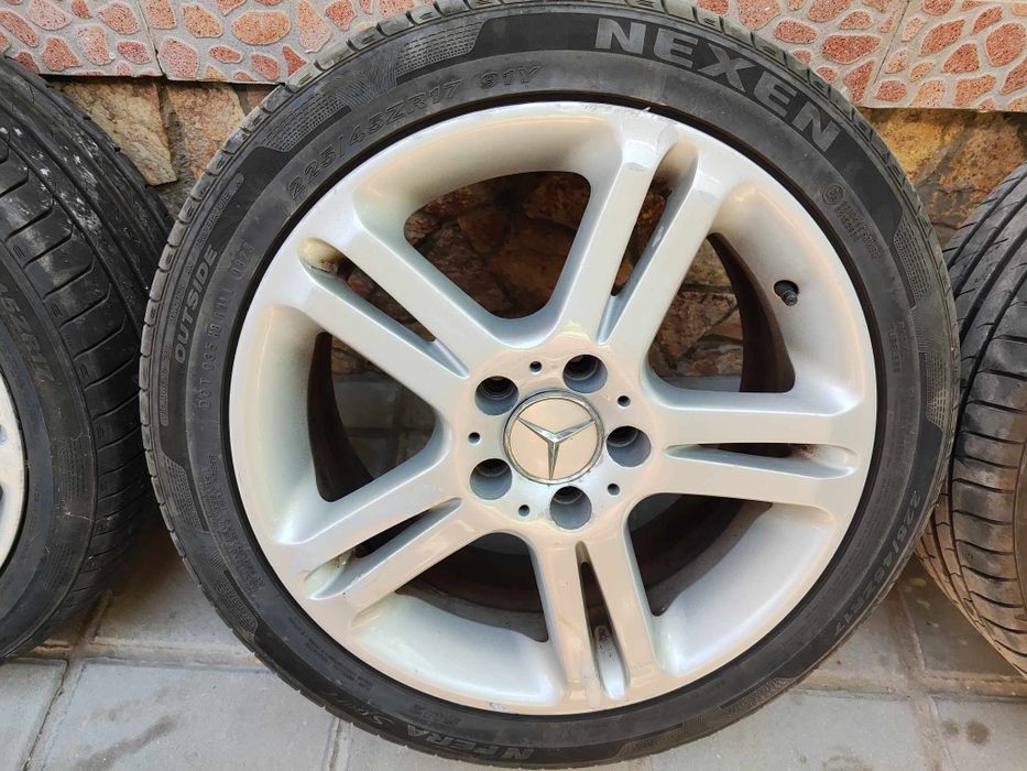 Продавам джанти 17 за Mercedes