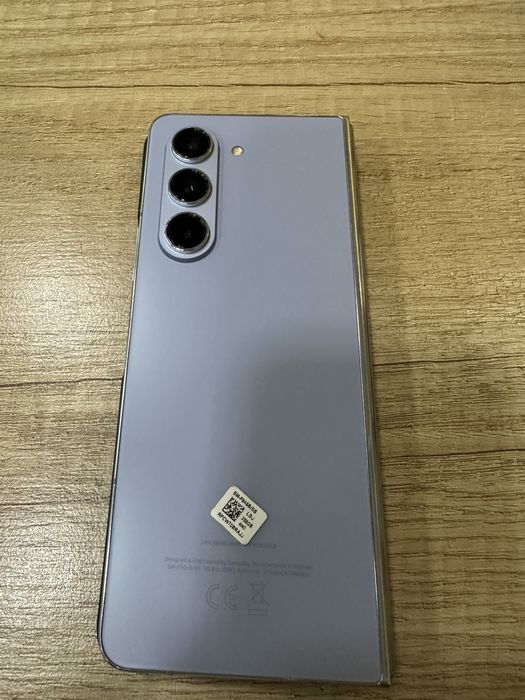 Samsung fold 5 ldu
