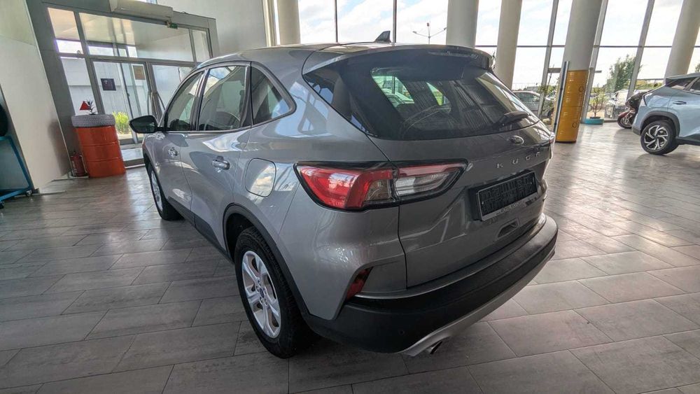 FORD Kuga 2021 — imagine 2