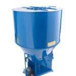 Amestecator furaje 2000 kg, volum 4400 l, DOZAMECH, Polonia NOU Garantie Livrare rapida