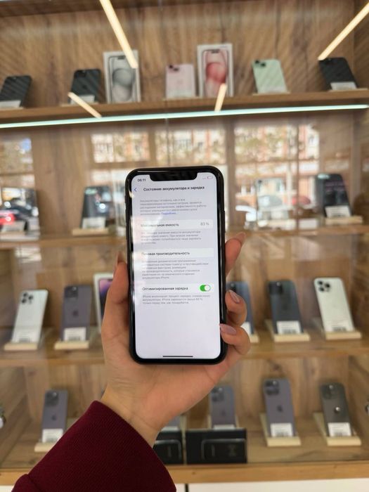 Iphone 11 128 Gb Akb 83%