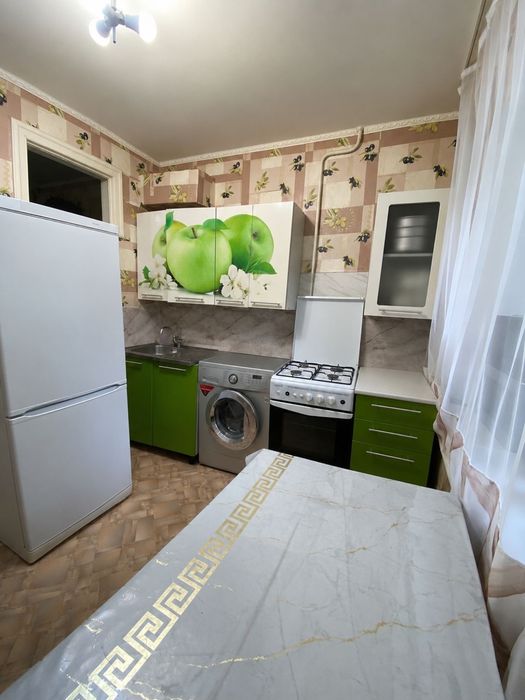 Продам 1 ком квартиру на 3тей школе