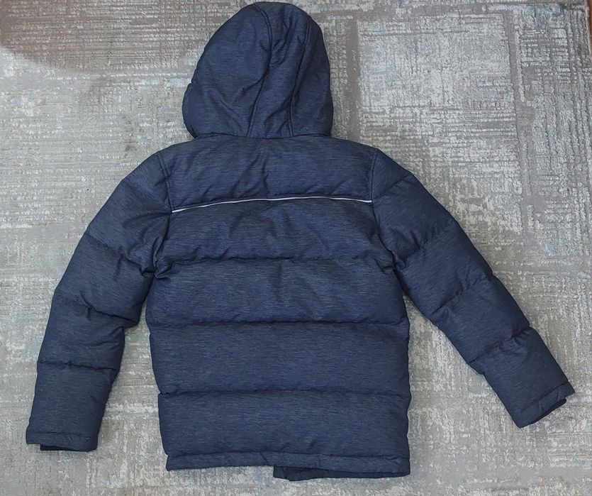 Продам подростковую куртку.