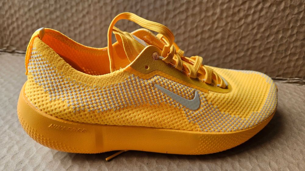 Nike Free 2025 'Laser Orange Alabaster' HF1078-800