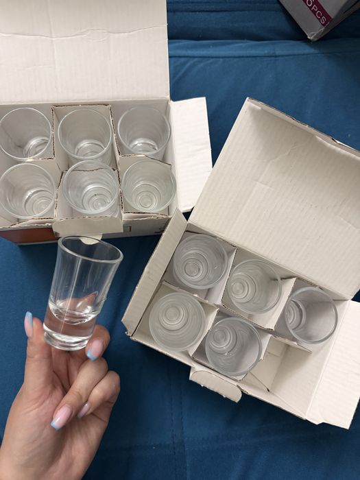 СРОЧНО! Продам рюмки 12 шт, 3000