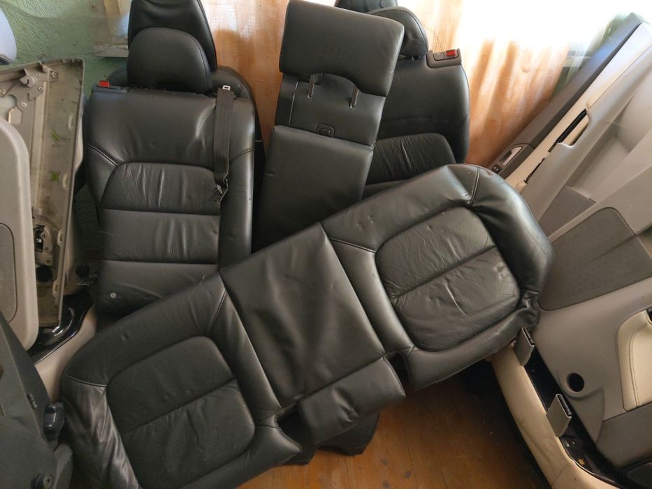 Черен кожен салон за Волво V70 след 2007 без забележки!!!