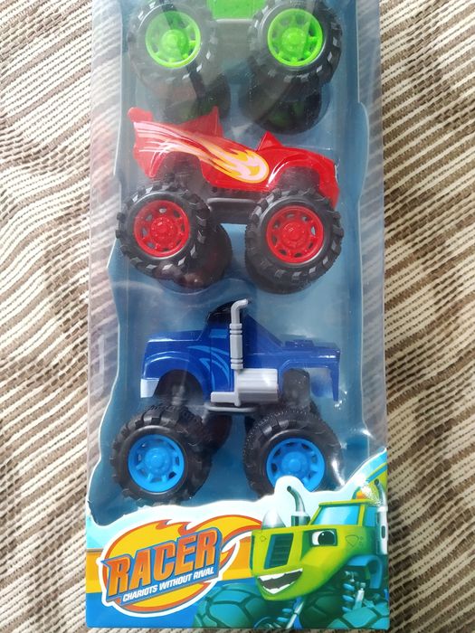 Колички "Пламъчко и Машините"