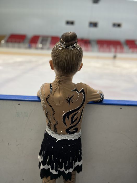 Платье для фигурного катания