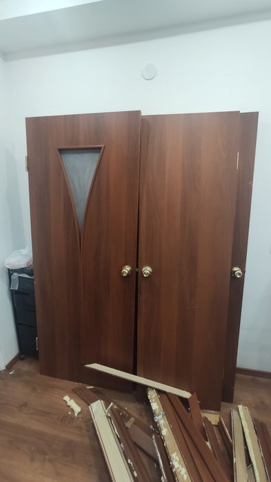 Отдам межкомнатные двери даром