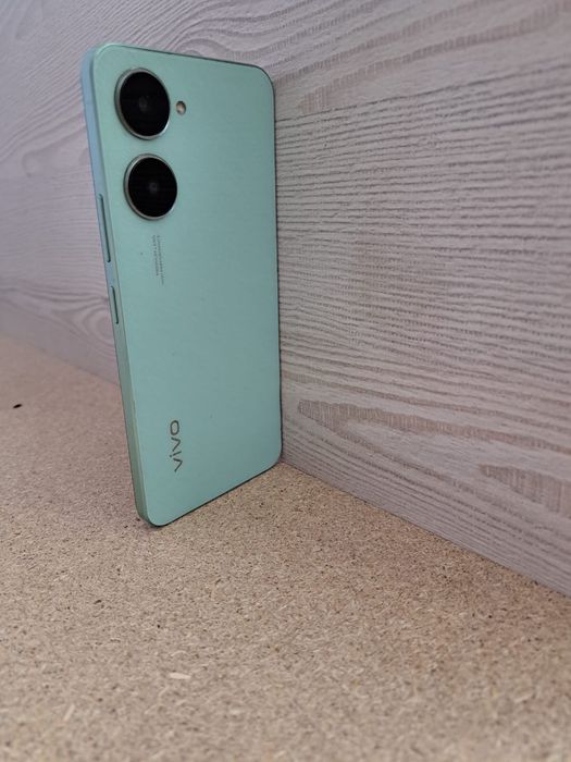 Vivo Y3 128гб срочно