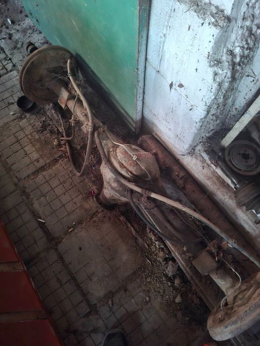 Части за Daihatsu Feroza