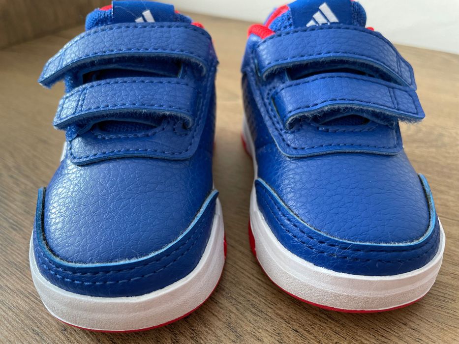 Маратонки Адидас/Adidas, обувки за бебе, в отлично състояние