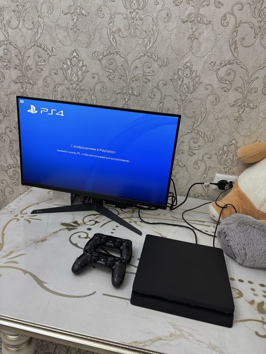 Sony Playstation 4 Slim идеал