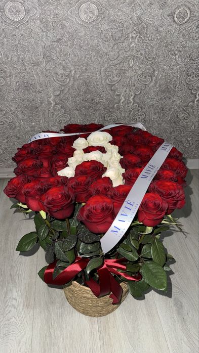 Продам свежие цветы, буква А.