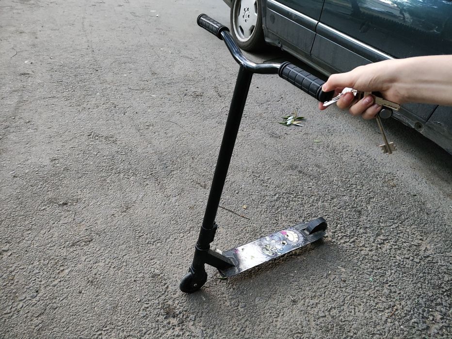 Трюковой самокат