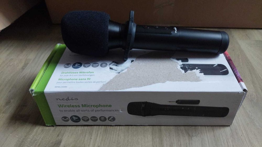 Безжичен микрофон Nedis, 20 канала, 10 часа автономност, Приемник