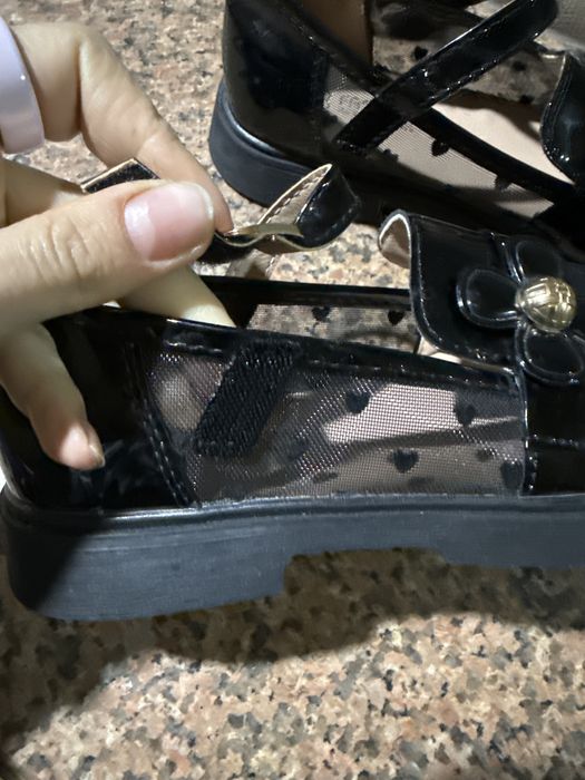 Туфли школьные новые