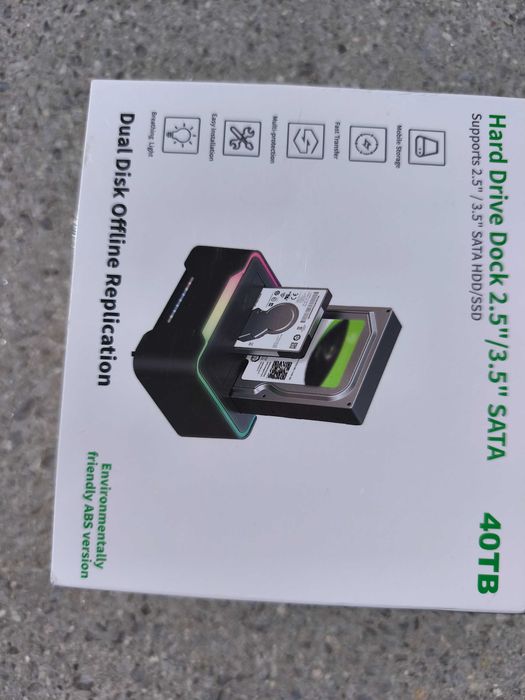 Докинг станция с функция за автоматично клониране подръжа 2 слота