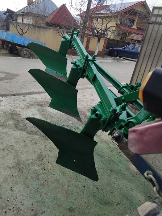 Vînd punte 651 plug pp3 pe sina