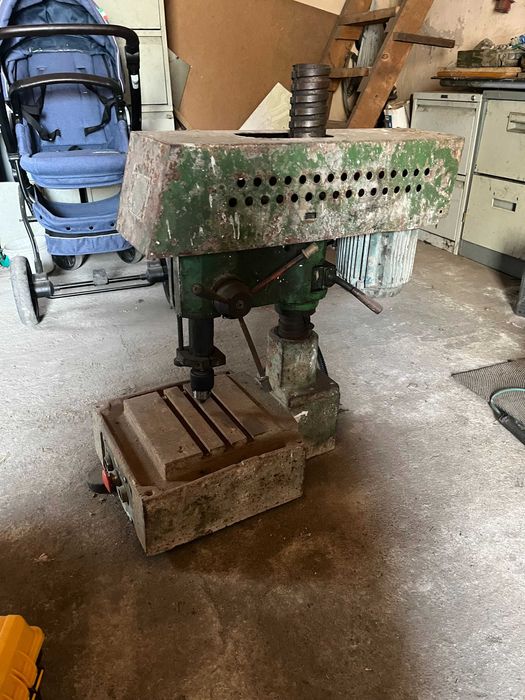 станки сверлильные