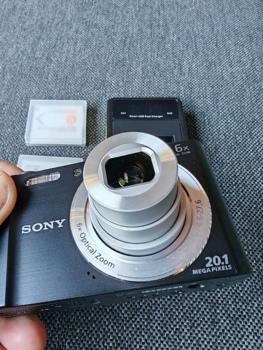 Sony DSC-W810 argintiu 20,1 Mpx, nou fără eticheta.