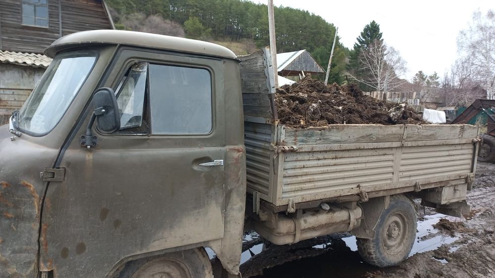 Продам навоз машина УАЗ