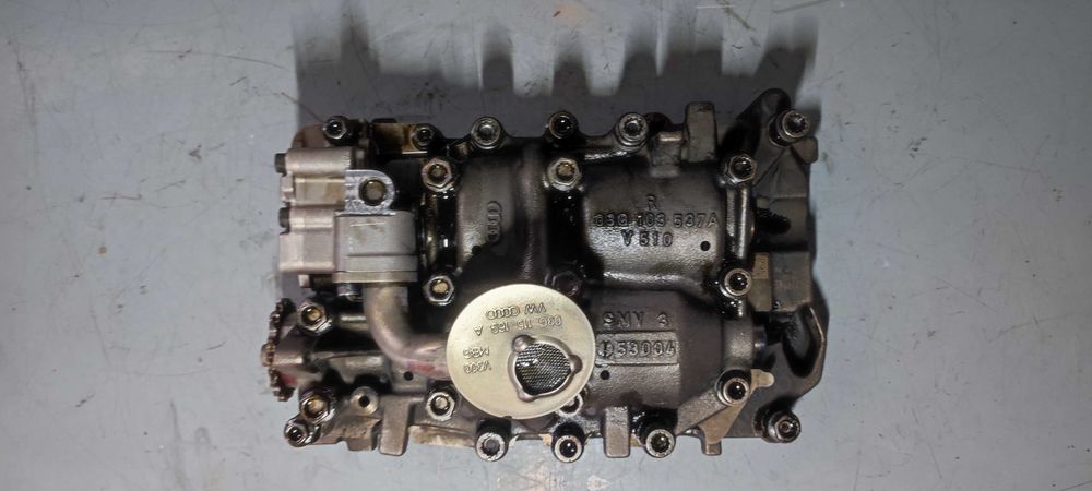 Pompa ulei volkswagen cod motor BHW cod 03G103537A