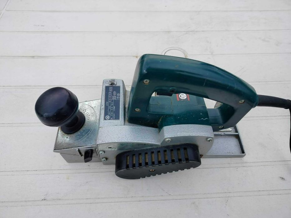 Електрическото ренде на METABO 4382  Germany