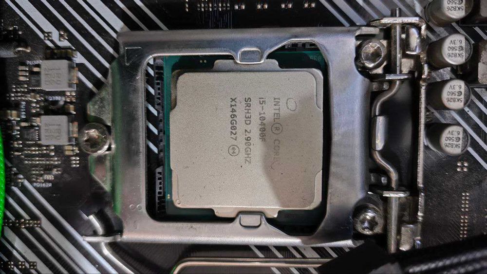 ПК / Комплектующие