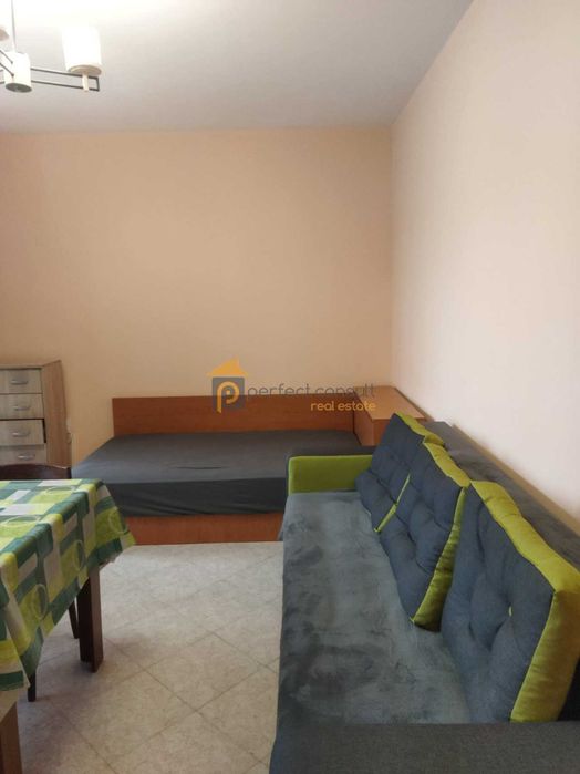 Дава се под наем Едностаен апартамент в Пловдив, Тракия - 36 кв.м за 225 € - Снимка #2