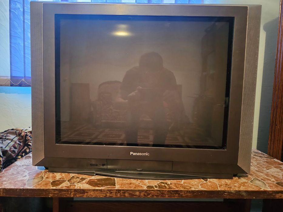 Продам телевизор Panasonic